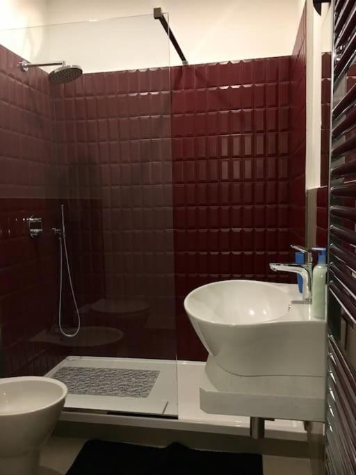 Appartamento 2 Camere Da Letto Al Politeama Palermo Dış mekan fotoğraf